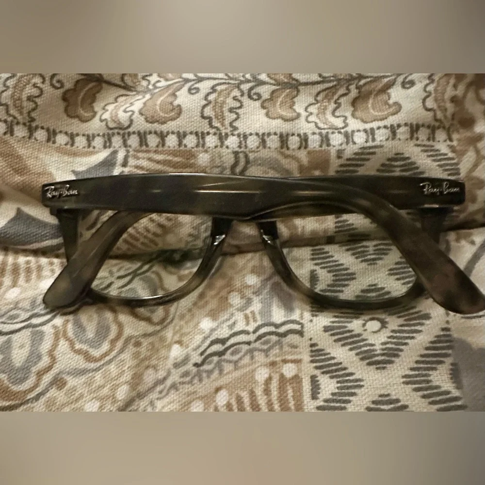 Ray-Ban Wayfarer Frames - Picture 2 of 7